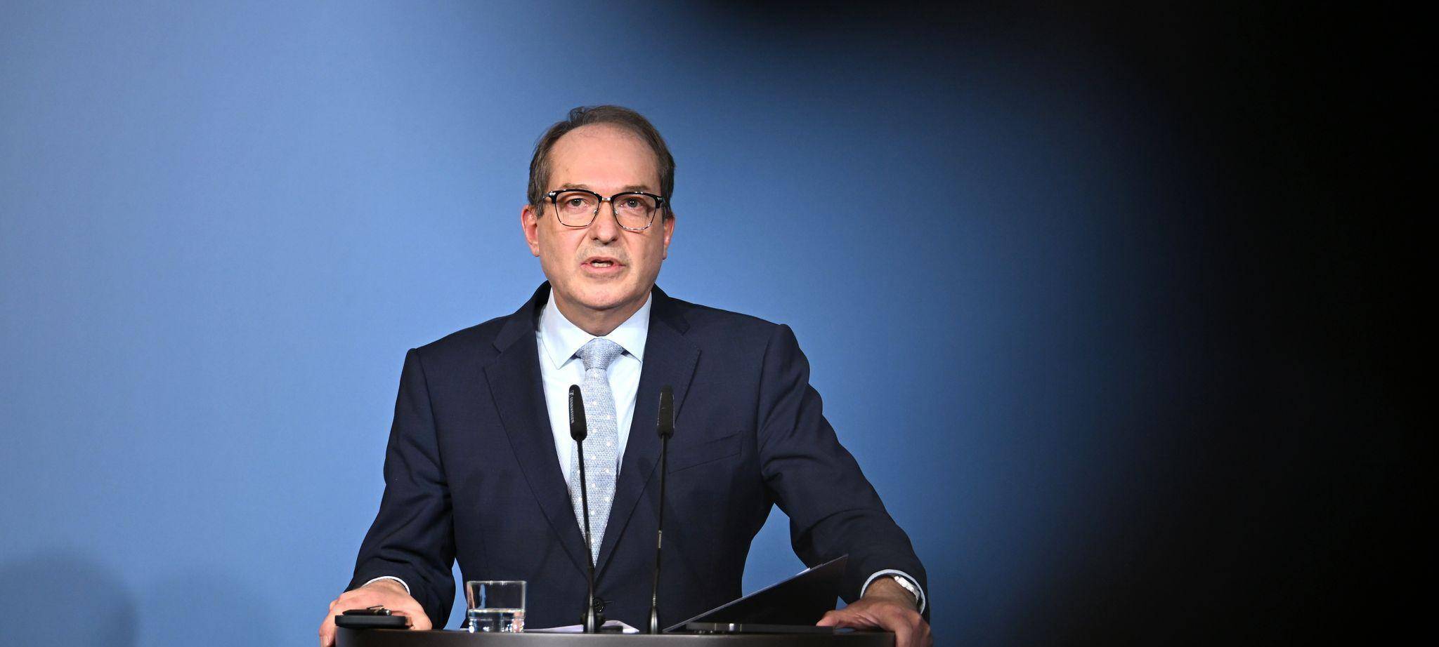 Bundesinnenminister Alexander Dobrindt (CSU)