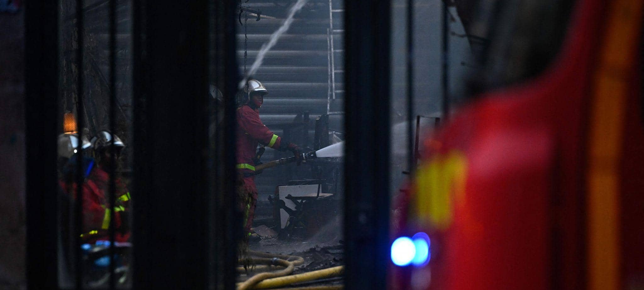Brand in Markthalle in Paris